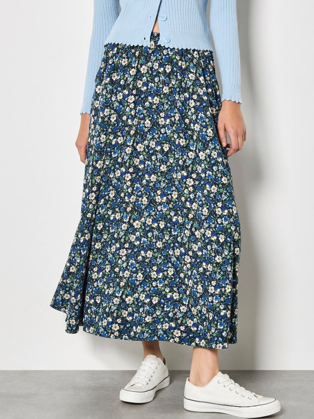 Floral Midi skirt
